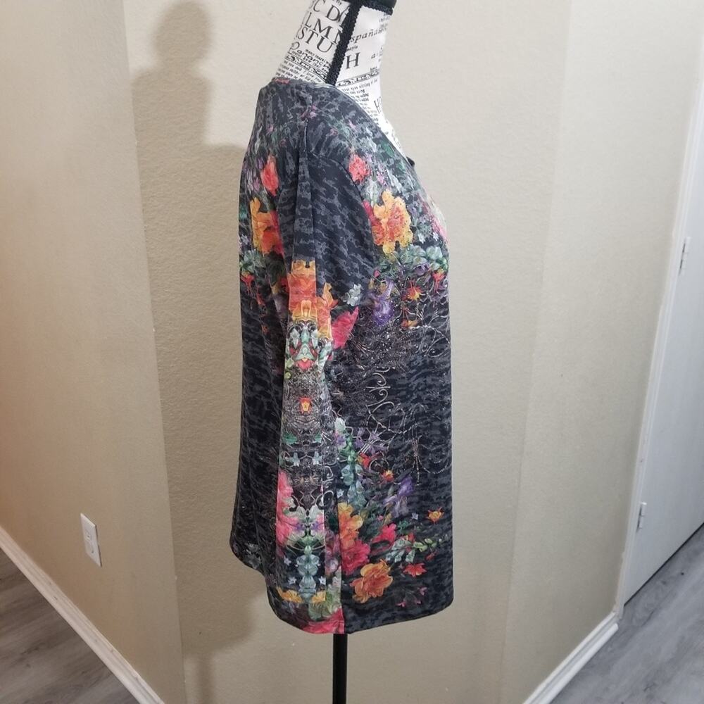 REBA floral top size‎ large - Picture 2 of 12
